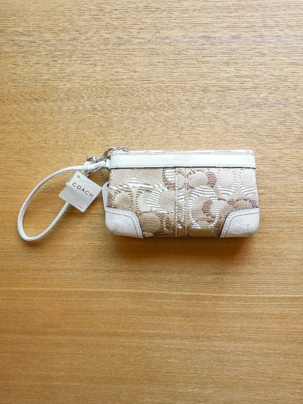 Coach Signature Wristlet NWT Parchment Leather Trim Khaki/Parchment Style 41256